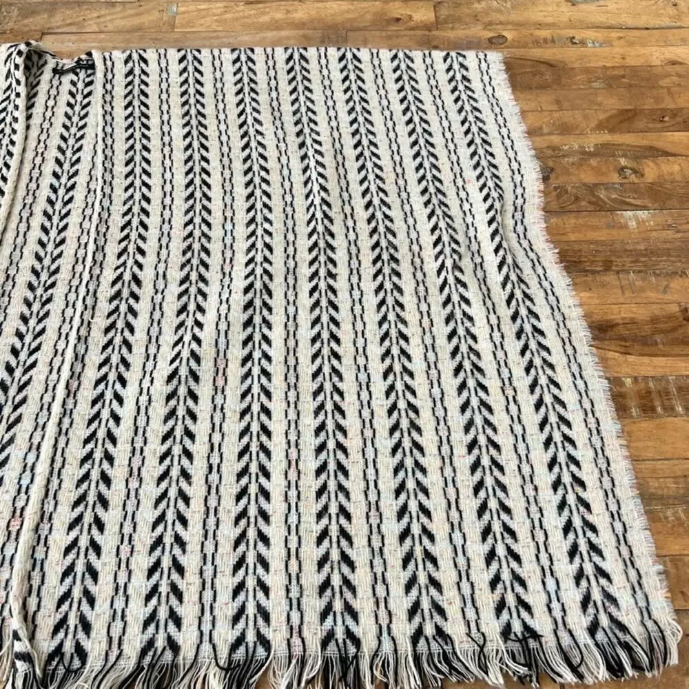 Anthropologie poncho do